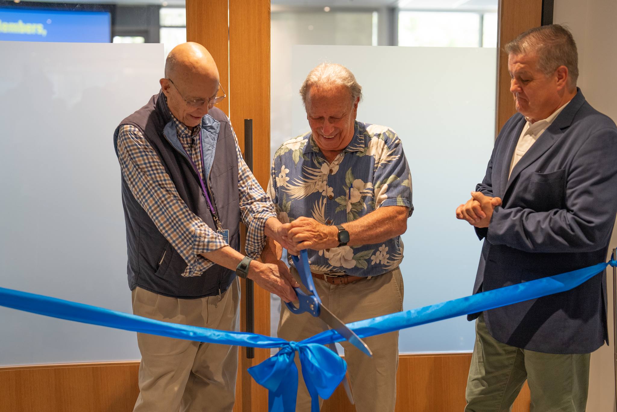 Osher Lifelong Learning Institute at UC San Diego members inaugurate new space at 8980 Villa La Jolla Drive in June 2024