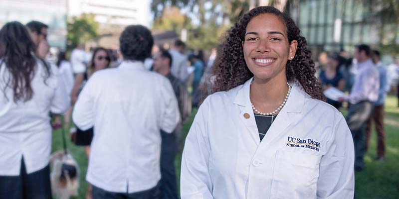 ucsd-whitecoat-6-of-14.jpg